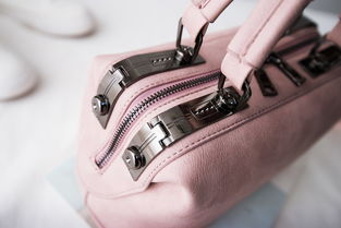 小虾米美包馆 解锁穿搭灵魂的单肩包选购指南