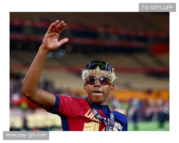 亚马尔赛前怒斥皇马抢劫伯纳乌球迷齐声高唱内格雷拉腐败足协